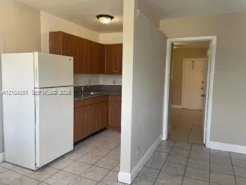 2-bedroom rental at 724 NW 4th Avenue #1, Fort Lauderdale