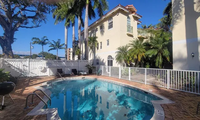 1-bedroom rental at 3356 Bird Avenue #4, Miami
