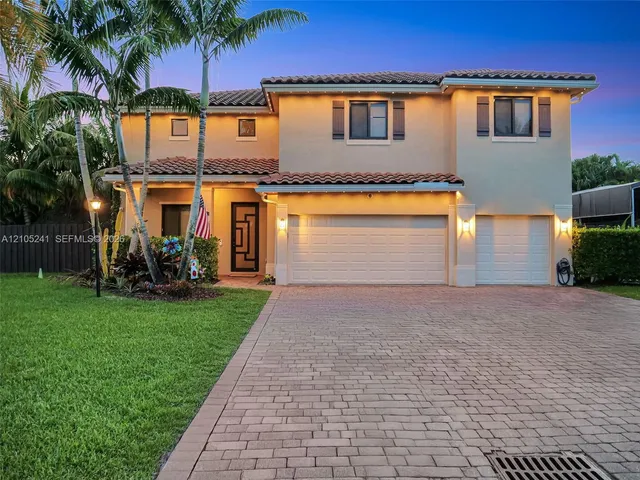 6-bedroom rental at 2150 NW 16th Place, Homestead