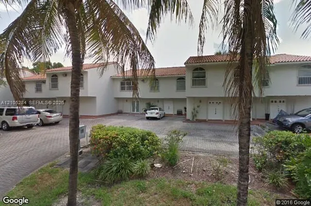 2-bedroom rental at 16529 NE 26th Avenue #4A, North Miami Beach