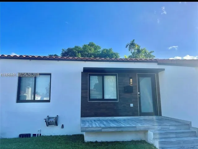 3-bedroom rental at 3110 SW 19th Terrace #3110, Miami