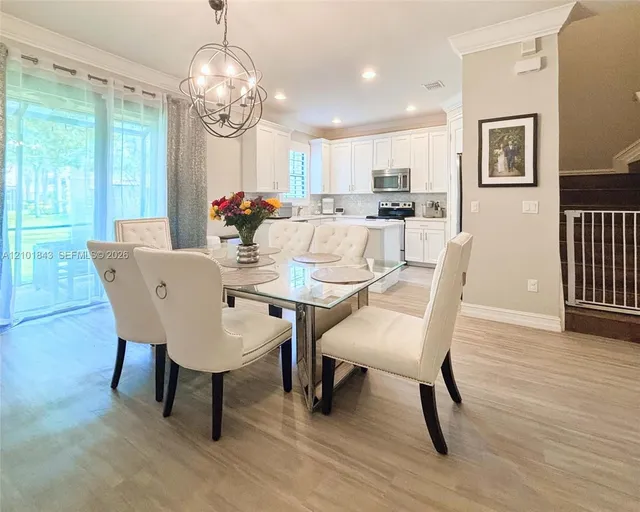 3-bedroom rental at 10850 NW 73rd Court #10850, Parkland