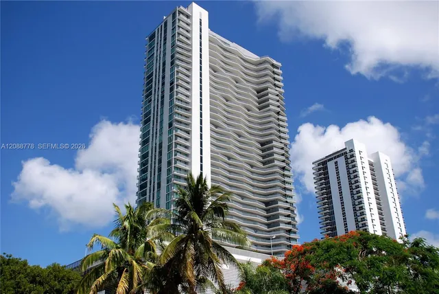 2-bedroom rental at 460 NE 28th Street #2803, Miami