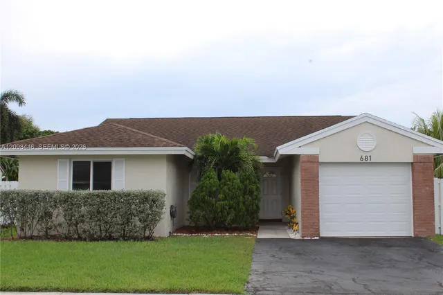 3-bedroom rental at 681 Pine Ridge Terrace #681, Davie