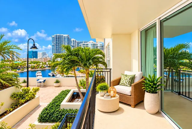1-bedroom home at 600 W Las Olas Boulevard #806S, Fort Lauderdale