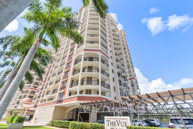 1-bedroom rental at 2011 N Ocean Boulevard #304, Fort Lauderdale