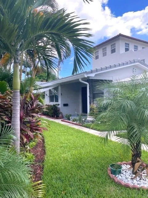 1-bedroom rental at 325 NOTTINGHAM Boulevard #1, West Palm Beach