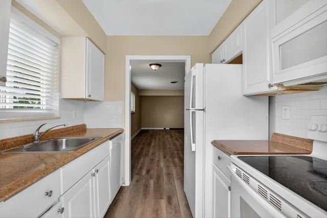 3-bedroom rental at 2920 NE 7th Avenue #B, Pompano Beach