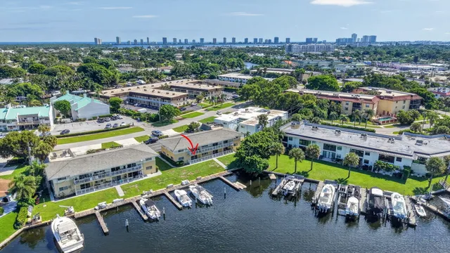 2-bedroom rental at 405 SOUTHWIND Drive #4, North Palm Beach