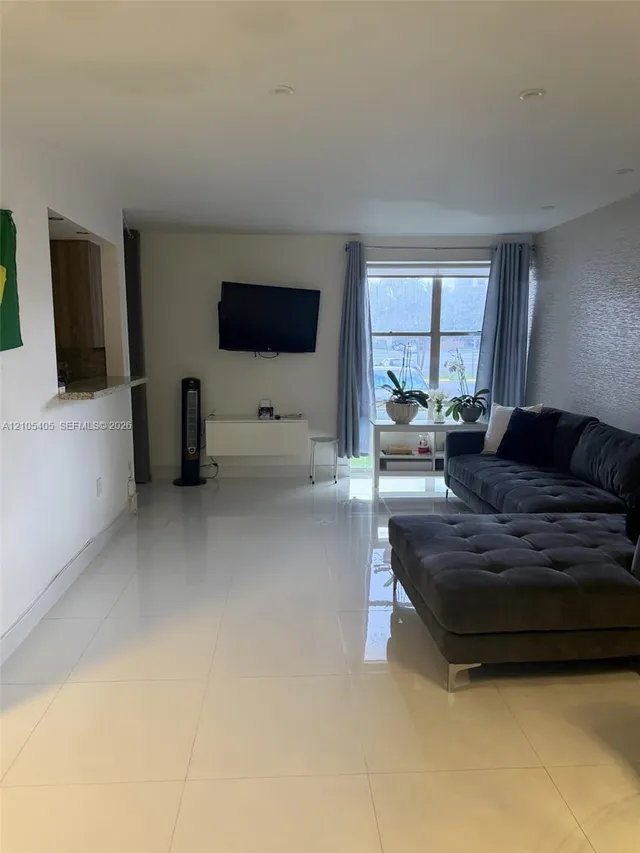 1-bedroom home at 17570 Atlantic Boulevard #119, Sunny Isles Beach