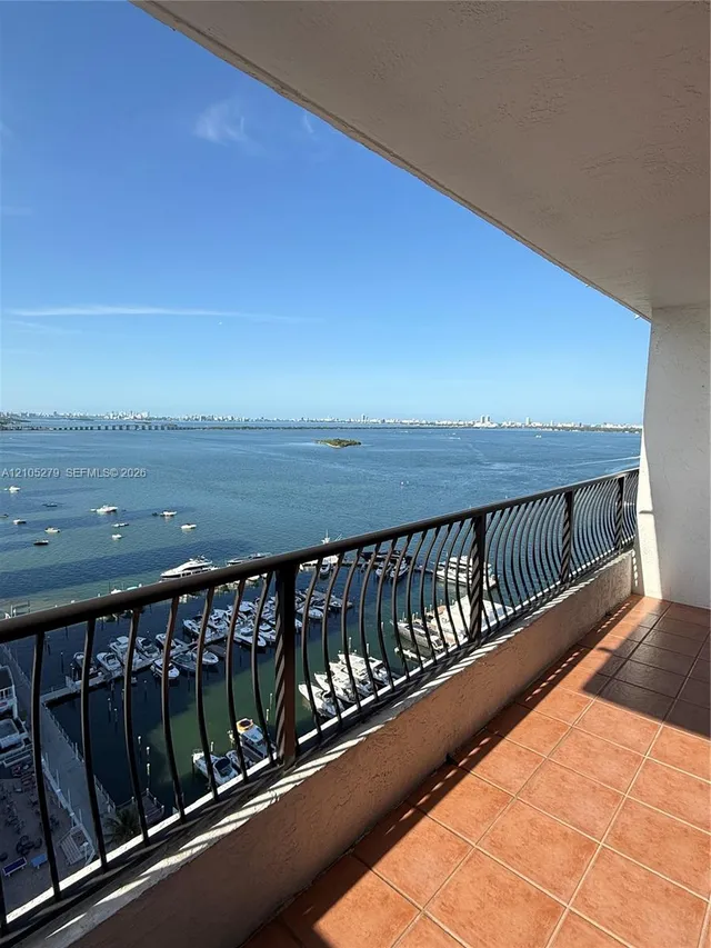 1-bedroom rental at 555 NE 15th #25D, Miami