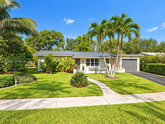 3-bedroom rental at 7131 NE 7th Avenue #7131, Boca Raton