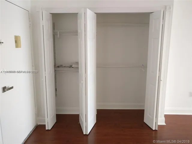 1-bedroom rental at 20515 E Country Club Drive #248, Aventura