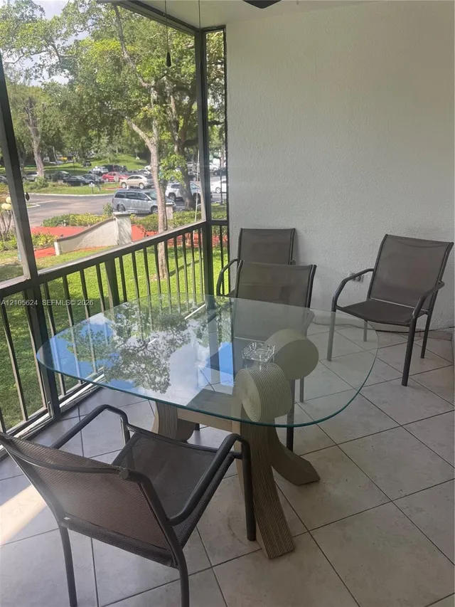 1-bedroom rental at 3740 Inverrary Drive #2Q, Lauderhill