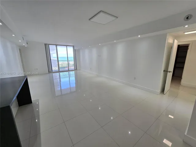 2-bedroom rental at 5825 Collins Avenue #J4, Miami Beach