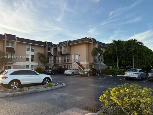 1-bedroom rental at 3901 SW 109th Avenue SW #7C, Miami