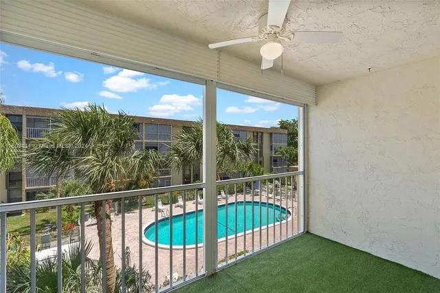 2-bedroom home at 367 S FEDERAL Highway #C321, Deerfield Beach