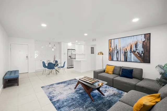 2-bedroom home at 119 NE 19th Court #G216, Wilton Manors