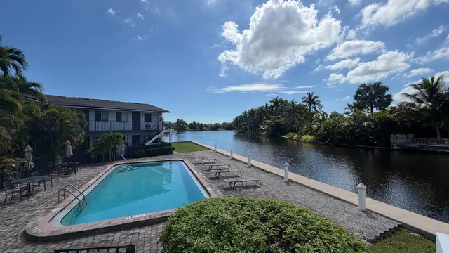 1-bedroom rental at 1810 E Oakland Park Boulevard #15, Oakland Park
