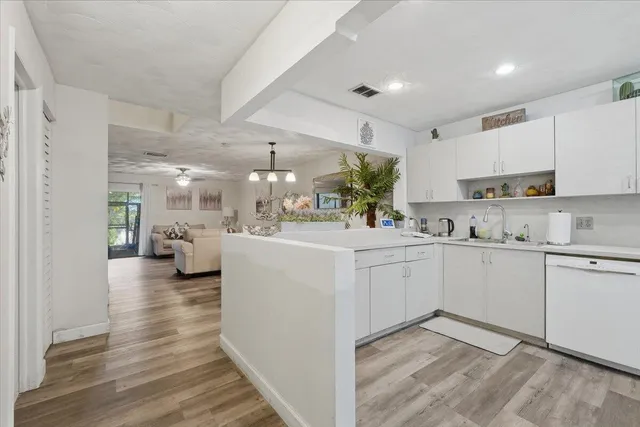 3-bedroom rental at 9240 NW 14th Street #Unit 270, Pembroke Pines