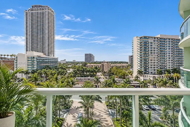 1-bedroom home at 3901 S Ocean Drive #8S, Hollywood