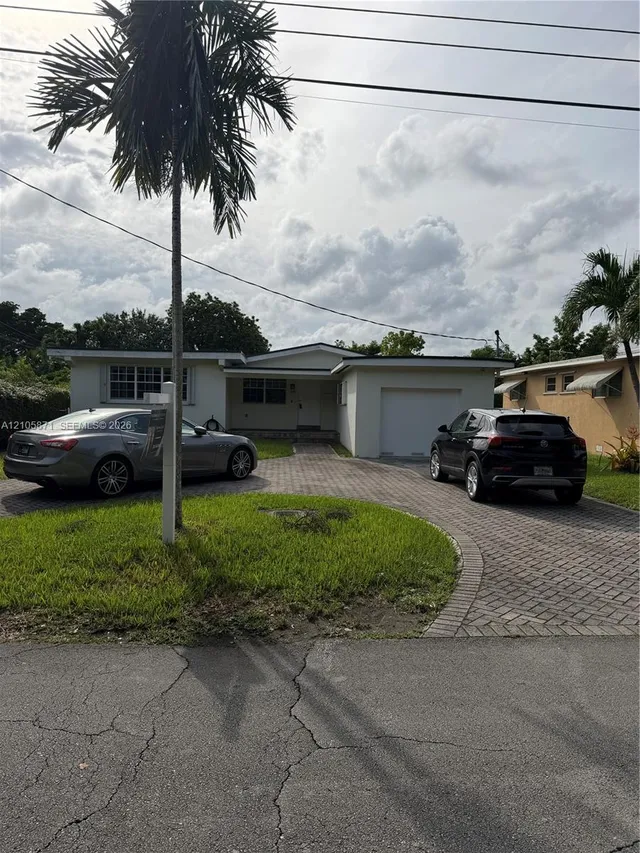 3-bedroom home at 3030 SW 62nd Court, Miami