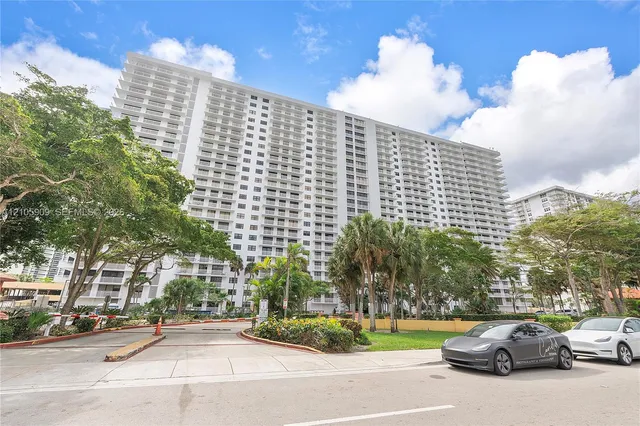 2-bedroom home at 210 174th Street #1610, Sunny Isles Beach