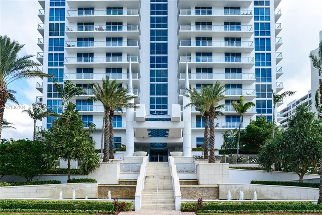 2-bedroom home at 3101 S Ocean Drive #404, Hollywood