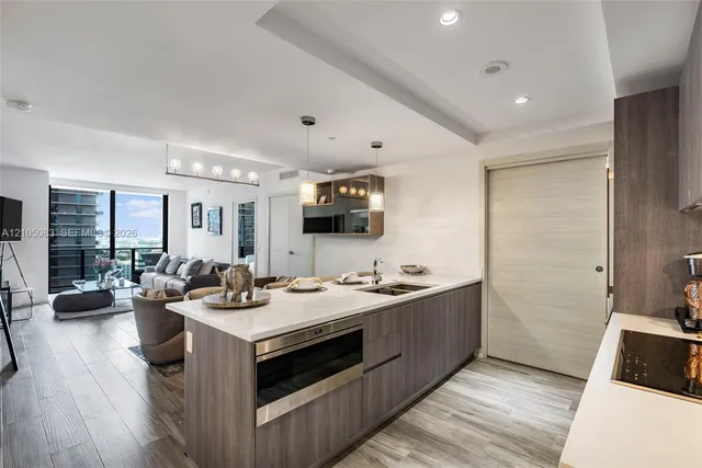 2-bedroom rental at 801 S Miami Avenue #2810, Miami