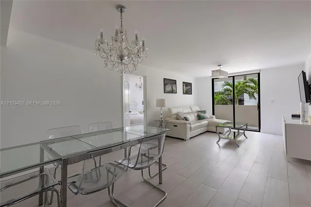 2-bedroom rental at 1621 Collins Avenue #206, Miami Beach