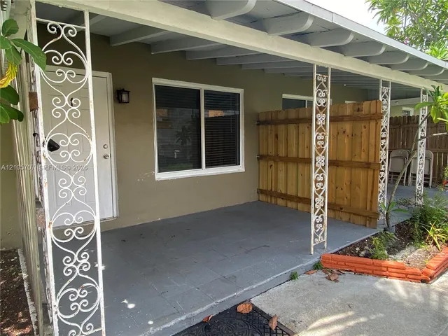 2-bedroom rental at 2215 Adams Street #2, Hollywood