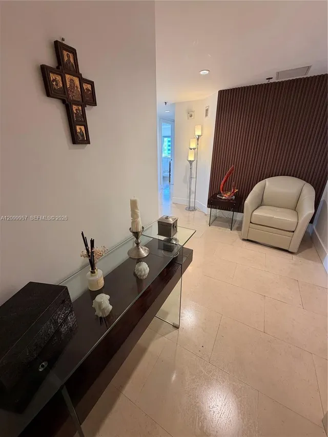 3-bedroom rental at 251 Crandon Boulevard #509, Key Biscayne