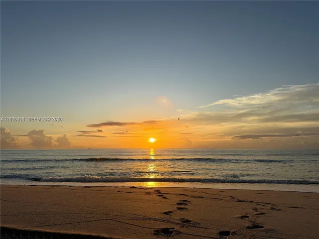 2-bedroom rental at 1801 S Ocean Drive #243, Hallandale Beach