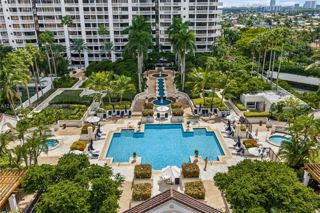2-bedroom rental at 2000 Island Boulevard #1503, Aventura