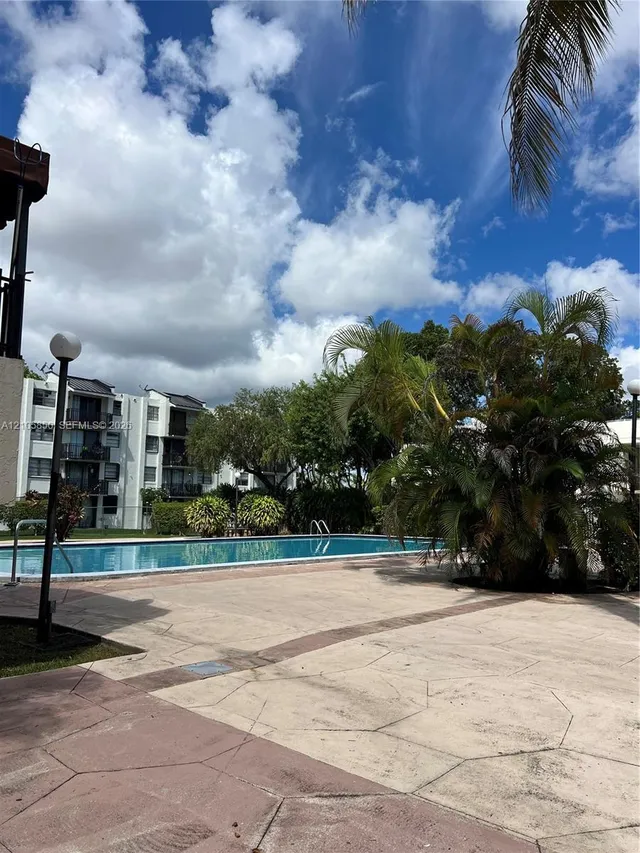 2-bedroom rental at 3601 SW 117th Avenue #9-310, Miami