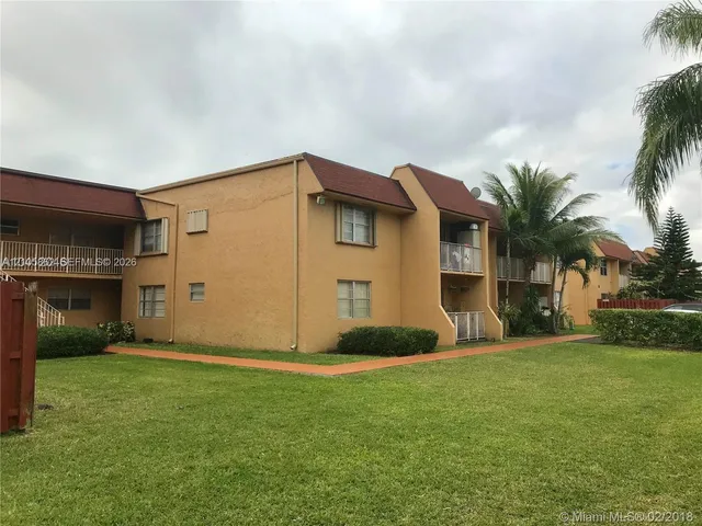 2-bedroom rental at 9974 SW 88th Street #1021, Miami
