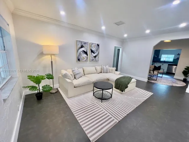 3-bedroom rental at 3685 SW 1st Avenue, Miami