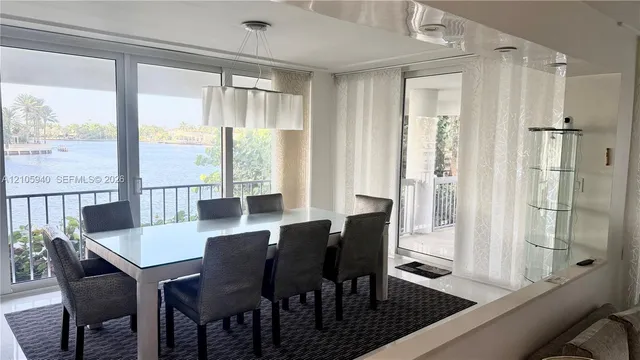3-bedroom rental at 19707 Turnberry Way #TH-6, Aventura
