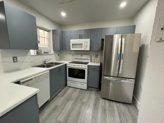 3-bedroom rental at 6768 NW 182nd Street #105, Hialeah