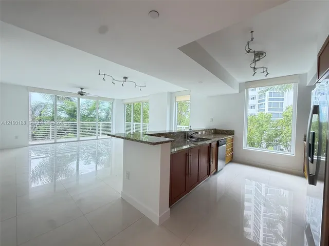 4-bedroom rental at 2821 N Ocean Boulevard #305S, Fort Lauderdale
