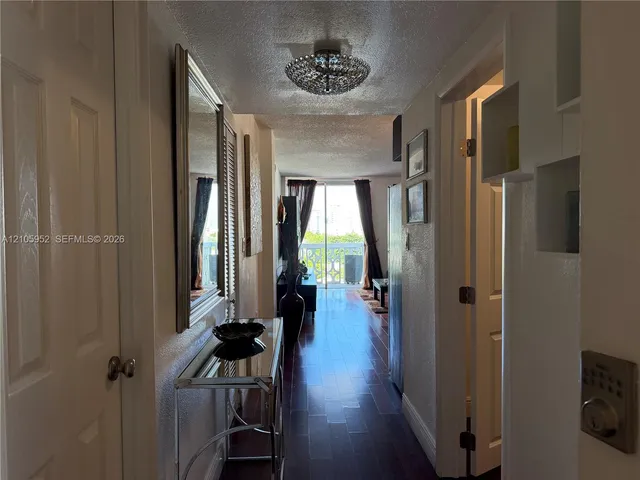 2-bedroom rental at 1020 Meridian Avenue #615, Miami Beach