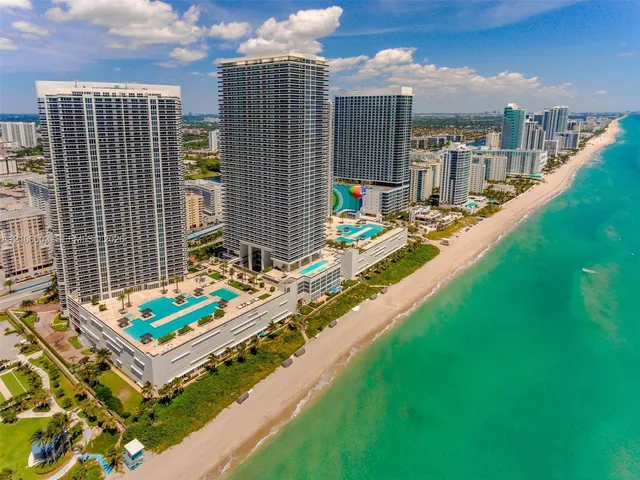 2-bedroom rental at 1850 S Ocean Drive #3309, Hallandale Beach