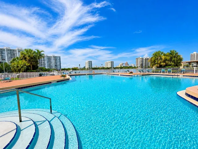 1-bedroom rental at 2859 Leonard Drive #G509, Aventura