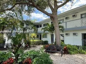 1-bedroom rental at 13025 Emerald Drive #258, North Miami