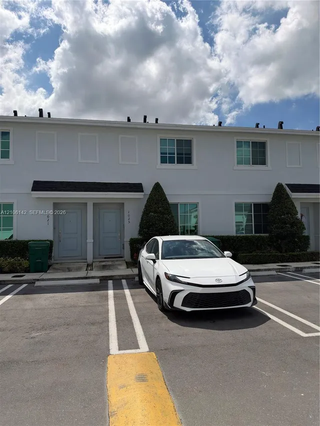 3-bedroom rental at 1025 NW 5th Street #1025, Florida City