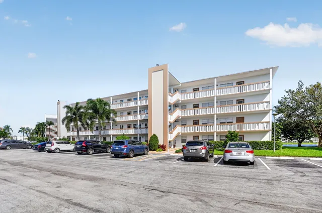 2-bedroom home at 2025 Cornwall B, Boca Raton