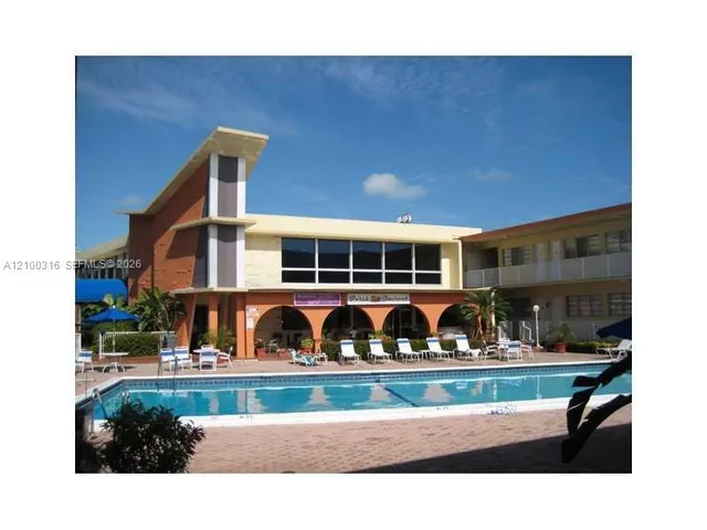 1-bedroom home at 26 Diplomat Parkway #2356, Hallandale Beach