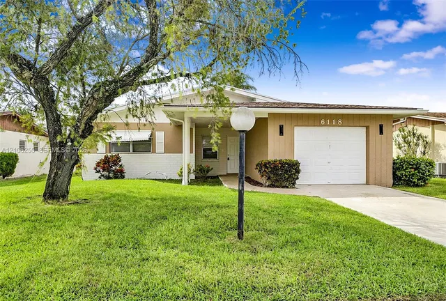 2-bedroom home at 6118 Dusenburg Road, Delray Beach