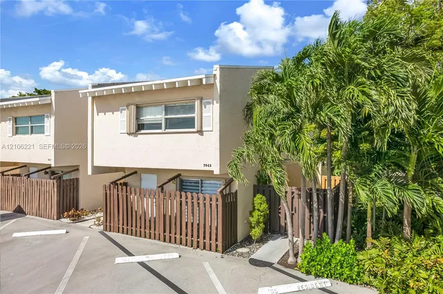 3-bedroom home at 9043 Park Road Drive #9043, Miami Shores