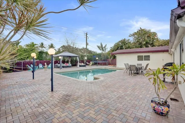 4-bedroom home at 4925 Tyler Street, Hollywood